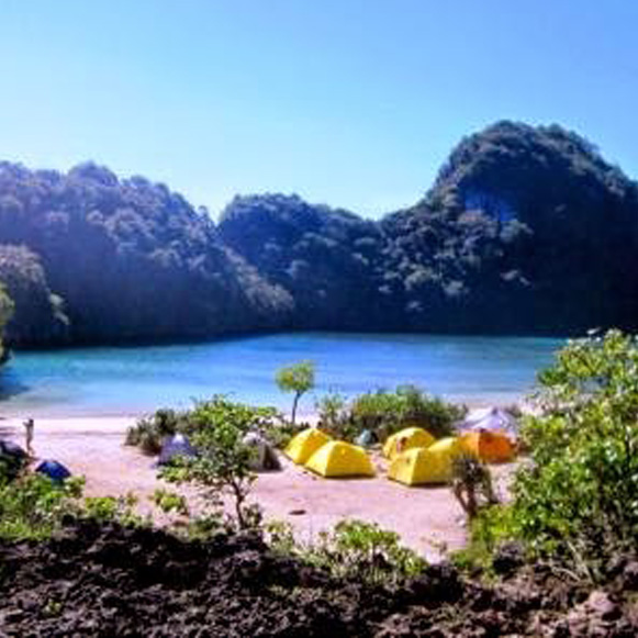 Pulau Sempu Fullday Tour